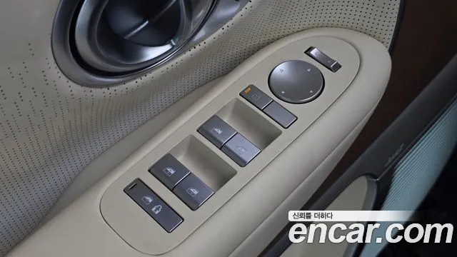Hyundai Ioniq 9 — Фото автомобиля 30