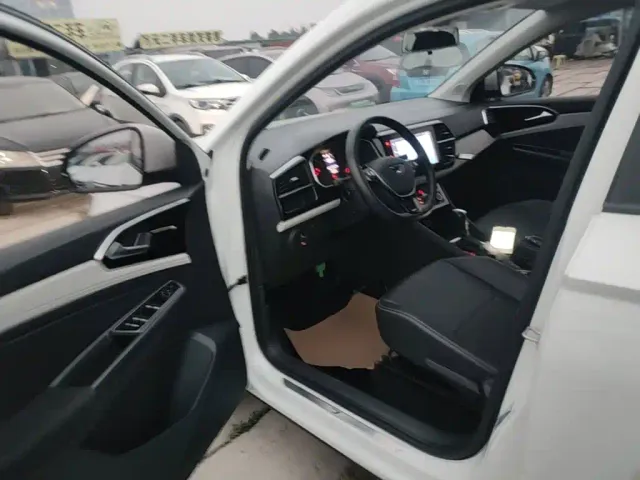 Jetta VS5 — Фото автомобиля 15
