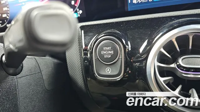 Mercedes-Benz A-Class W177 — Фото автомобиля 26