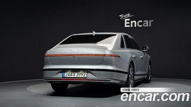 Фотография автомобиля — Hyundai Grandeur
