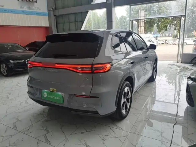 Geely Galaxy E5 — Фото автомобиля 6