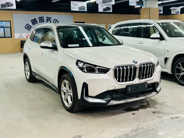 BMW X1 — Фото автомобиля 3