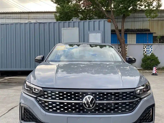 Фотография автомобиля — Volkswagen Lavida