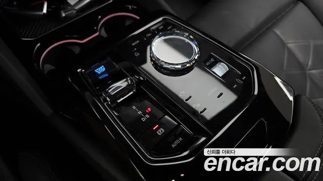 BMW i5 G60 — Фото автомобиля 12