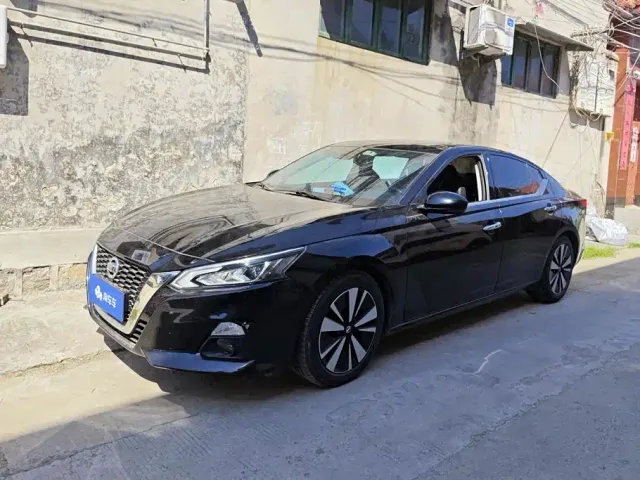 Фотография автомобиля — Nissan Teana