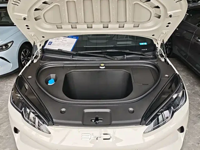 BYD Seal 06 — Фото автомобиля 19