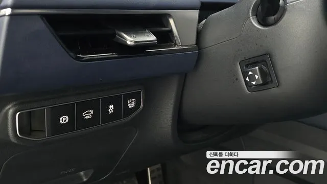 Kia K8 (New) Hybrid — Фото автомобиля 30
