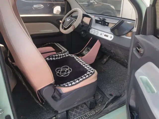 Wuling Hongguang Mini EV — Фото автомобиля 8