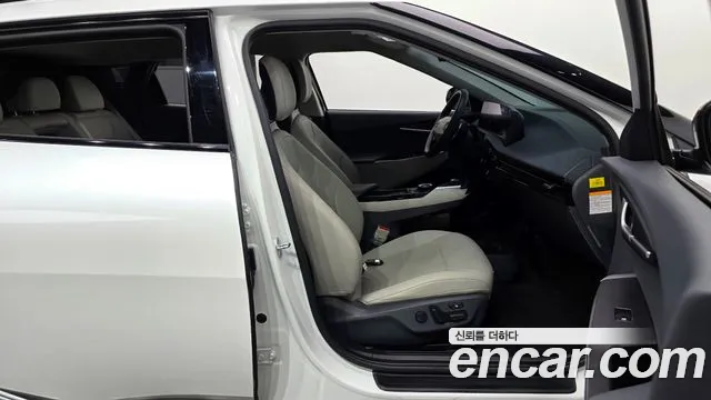 Kia EV6 — Фото автомобиля 16