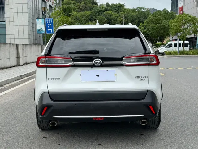 Toyota Wildlander — Фото автомобиля 6