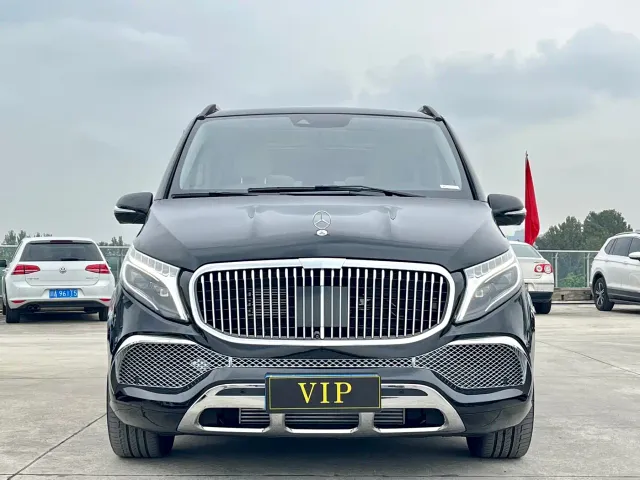Mercedes-Benz V-Class — Фото автомобиля 2