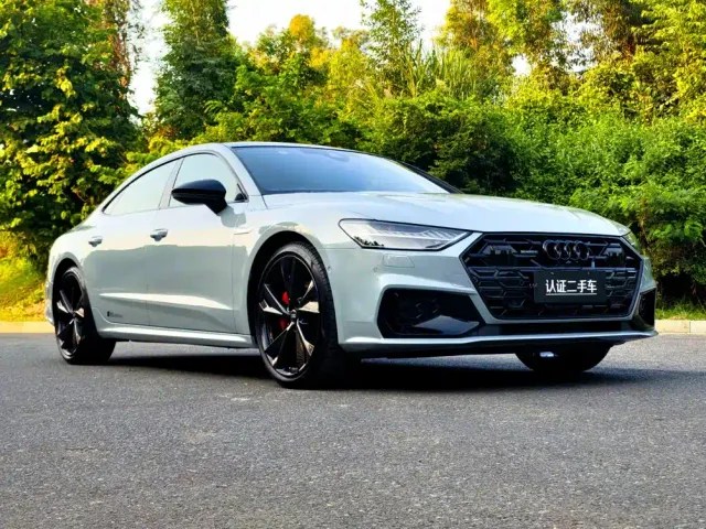 Audi A7L — Фото автомобиля 3