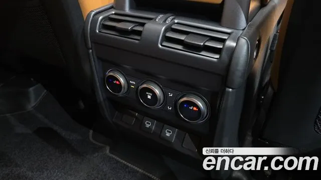Land Rover Defender L663 — Фото автомобиля 23