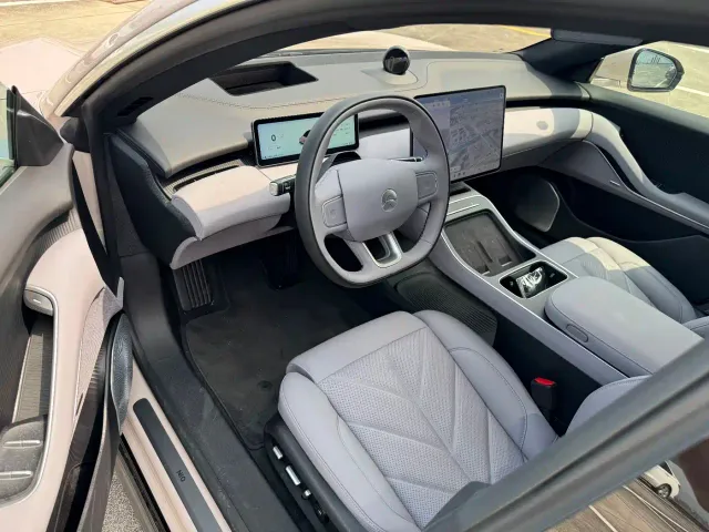 Nio ET5 — Фото автомобиля 7
