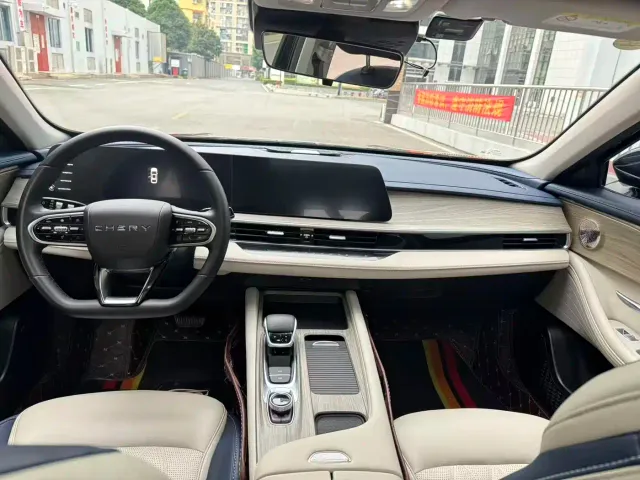 Chery Arrizo 8 — Фото автомобиля 11