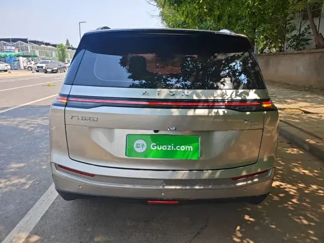 GAC Aion Y — Фото автомобиля 5