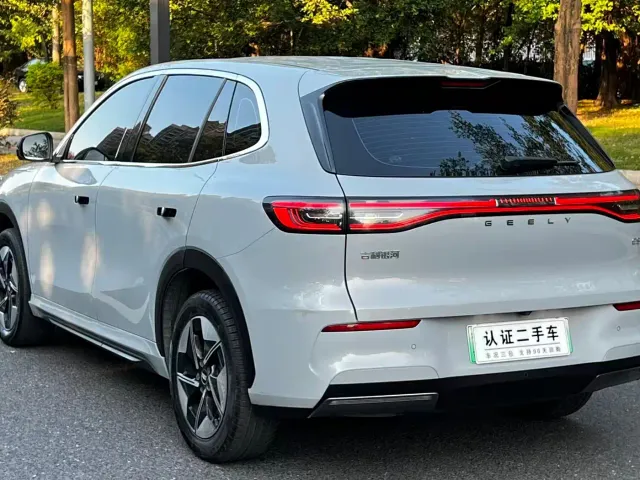 Geely Galaxy E5 — Фото автомобиля 9