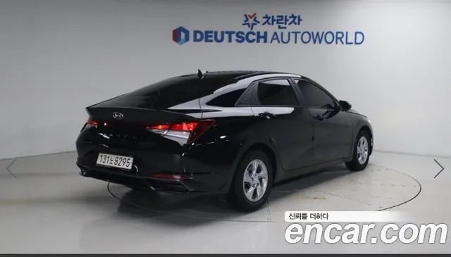 Hyundai Avante CN7 — Фото автомобиля 2