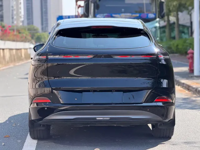 Xpeng G6 — Фото автомобиля 7