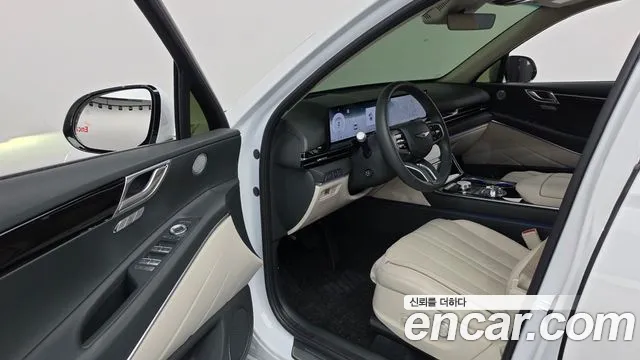 Genesis GV80 — Фото автомобиля 15