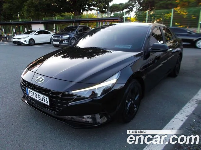 Hyundai Avante CN7 — Фото автомобиля 2
