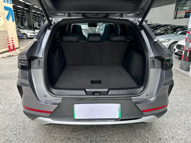 BYD Song PLUS — Фото автомобиля 12