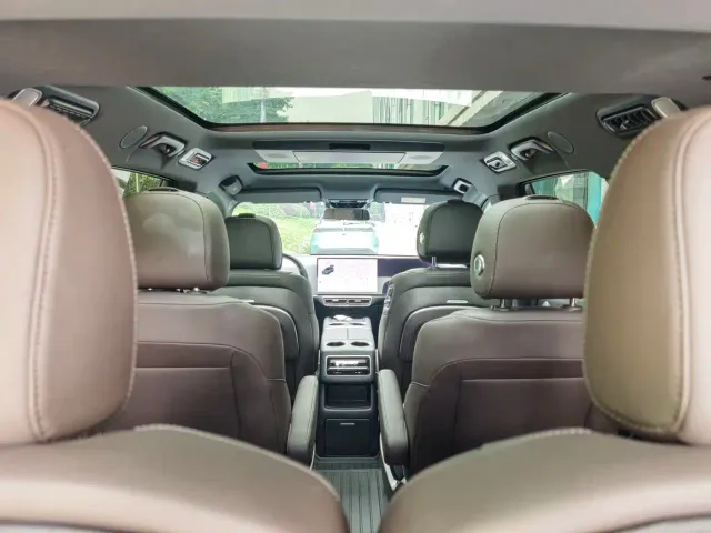 Li Auto L8 — Фото автомобиля 7