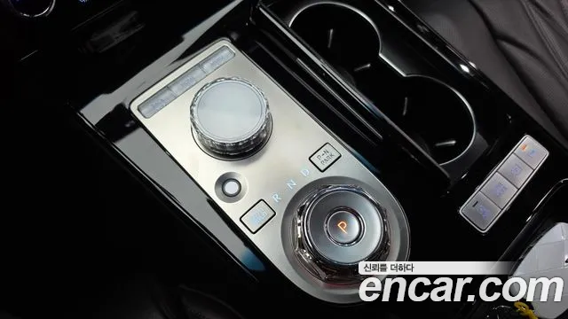 Genesis G80 RG3 — Фото автомобиля 12