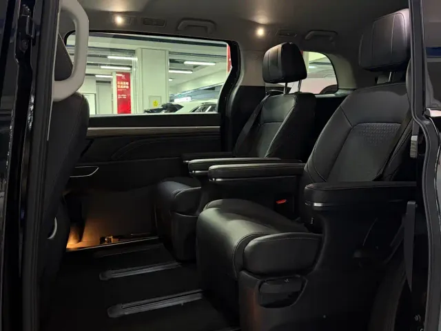 GAC Trumpchi M8 — Фото автомобиля 16