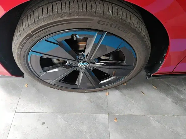 Volkswagen Lamando 2025 Lamando L 2.0T Base — Фото автомобиля 22