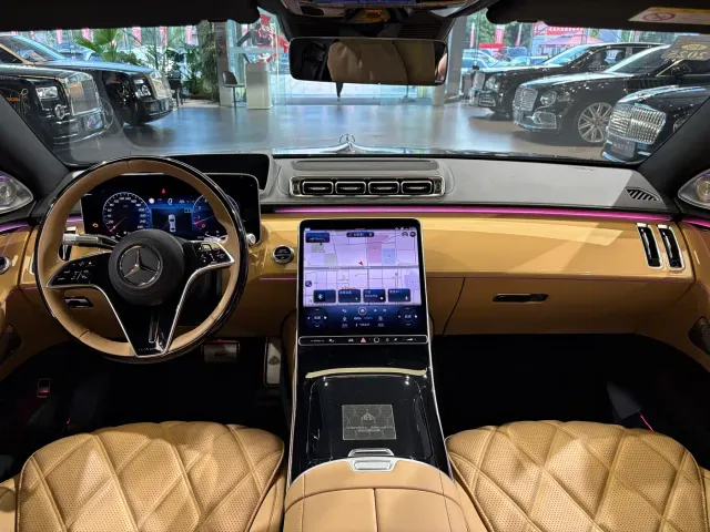 Mercedes-Benz Maybach S-Class — Фото автомобиля 17