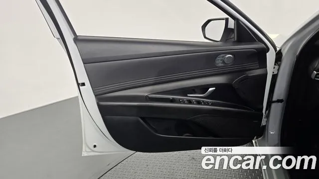 Hyundai Avante CN7 — Фото автомобиля 13