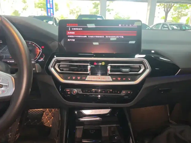 BMW X3 — Фото автомобиля 12