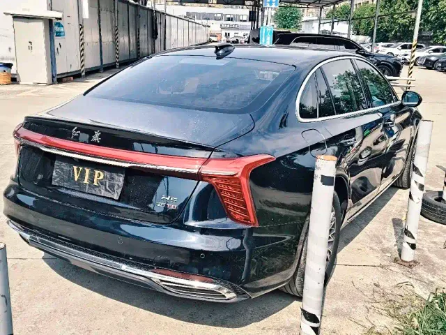 Hongqi H5 — Фото автомобиля 14
