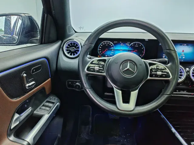 Mercedes-Benz GLB-Class — Фото автомобиля 9