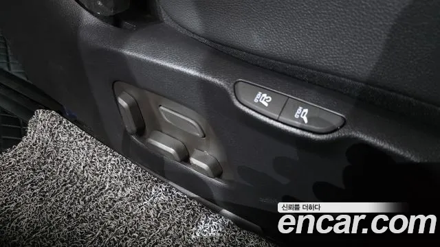 Kia Canival Новый Carnival 4 поколение Дизель 7 мест Noblesse — Фото автомобиля 4