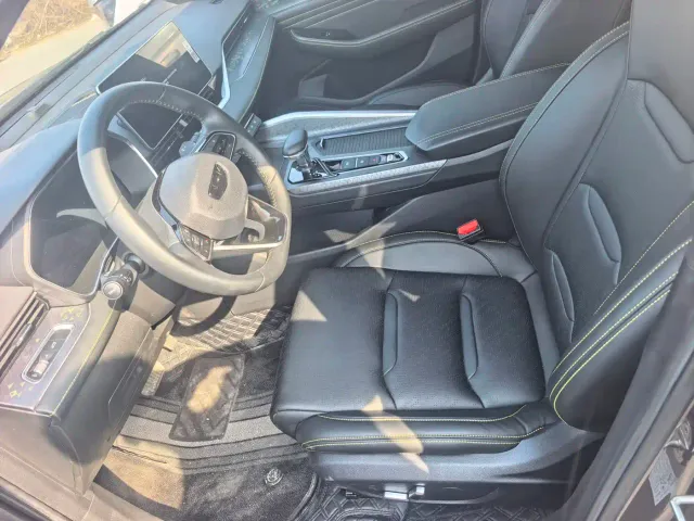 Geely Xingrui — Фото автомобиля 4