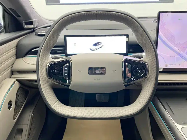 Geely Galaxy Xingyao 8 — Фото автомобиля 13