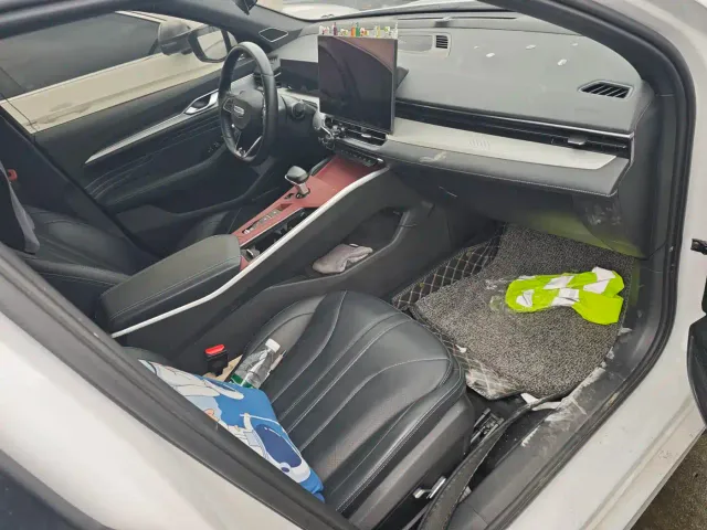 Geely Xingrui — Фото автомобиля 7