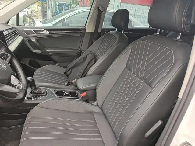 Volkswagen Tiguan L — Фото автомобиля 14