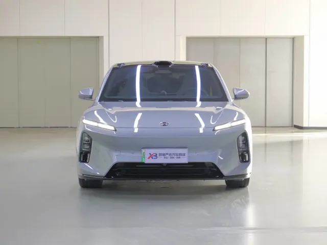 Nio ET5 — Фото автомобиля 2