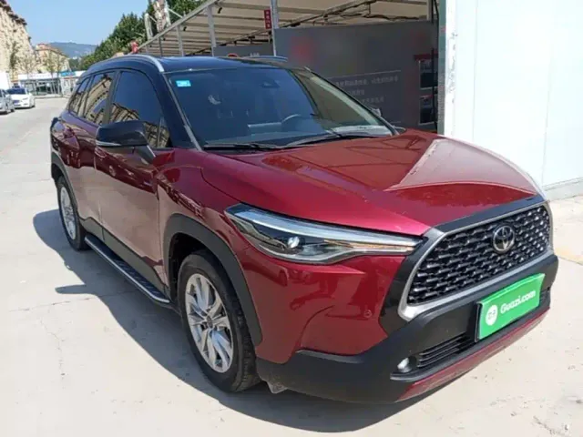 Toyota Corolla Cross — Фото автомобиля 3