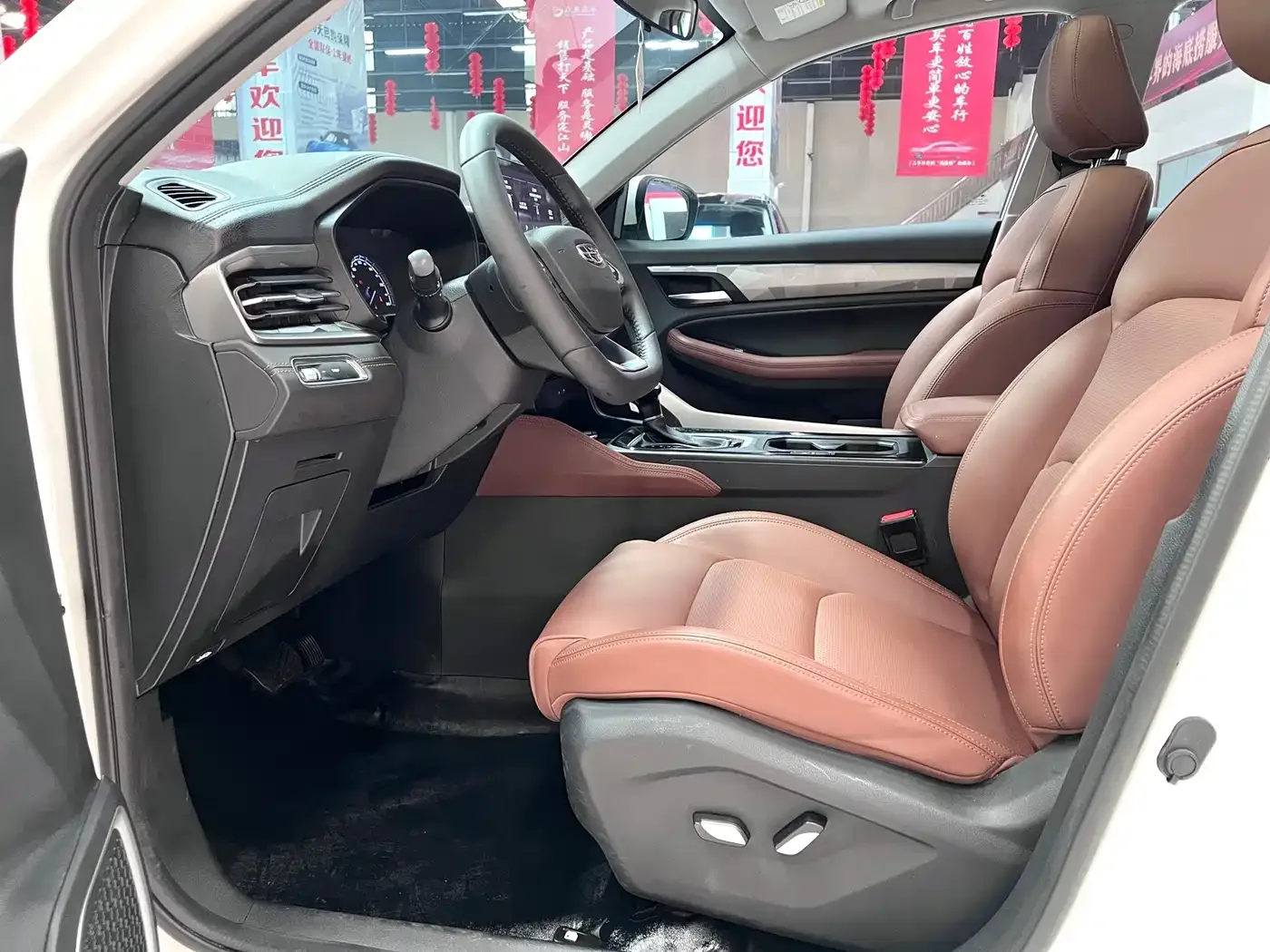 Geely Emgrand X6 2021 Model PRO 1.4T Automatic Premium — Фото автомобиля 7