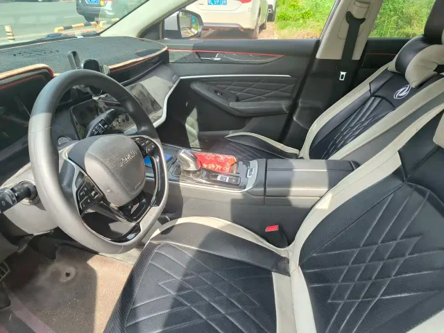 Dongfeng Yixuan MAX — Фото автомобиля 5