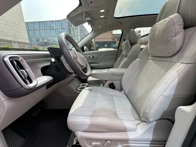 Leapmotor B10 — Фото автомобиля 3