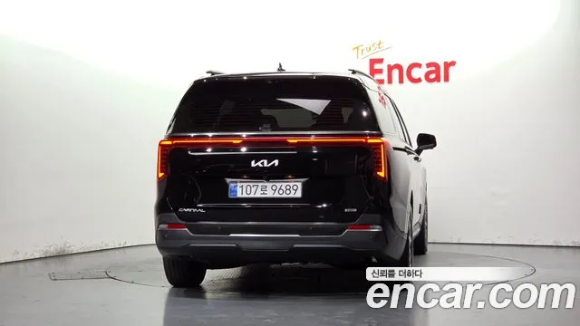 Kia Carnival 4th Gen — Фото автомобиля 4