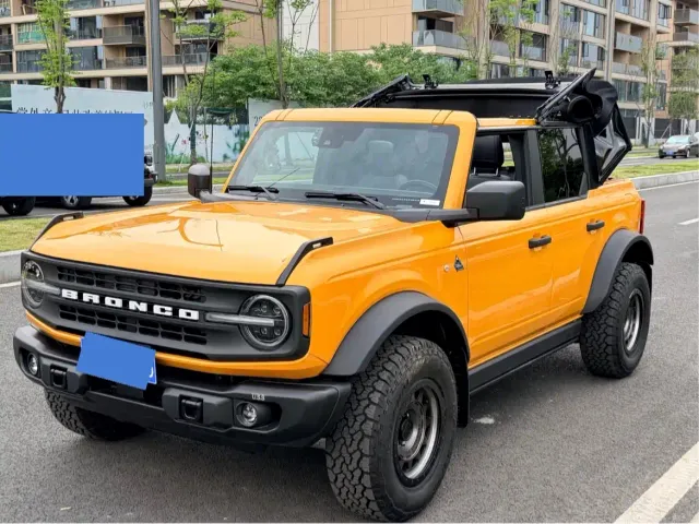 Фотография автомобиля — Ford Bronco