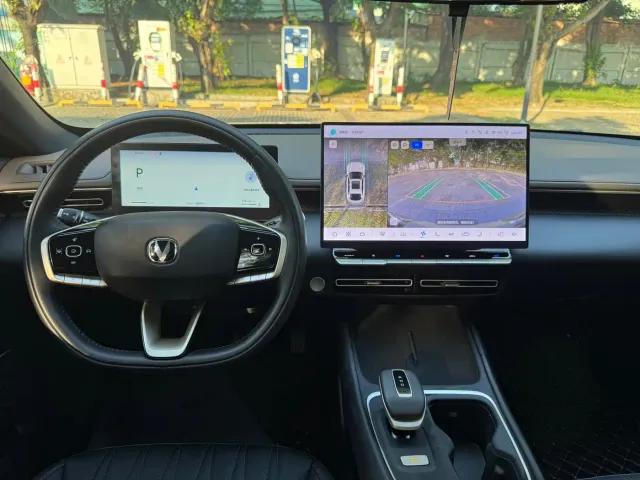 Changan Eado — Фото автомобиля 9