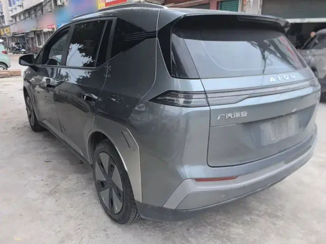 GAC Aion Y — Фото автомобиля 4