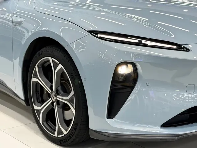 Nio ET5 Touring — Фото автомобиля 16